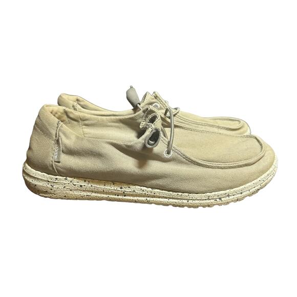 Women's Hey Dude Wendy Grey Shoes size 6 and Slip On Canvas comfortable casual - Picture 1 of 11